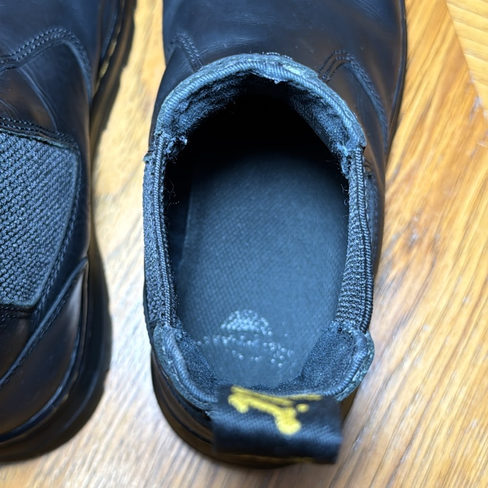 DR MARTENS EMBURY LEATHER CHESEA BOOTS - Picture 15 of 15